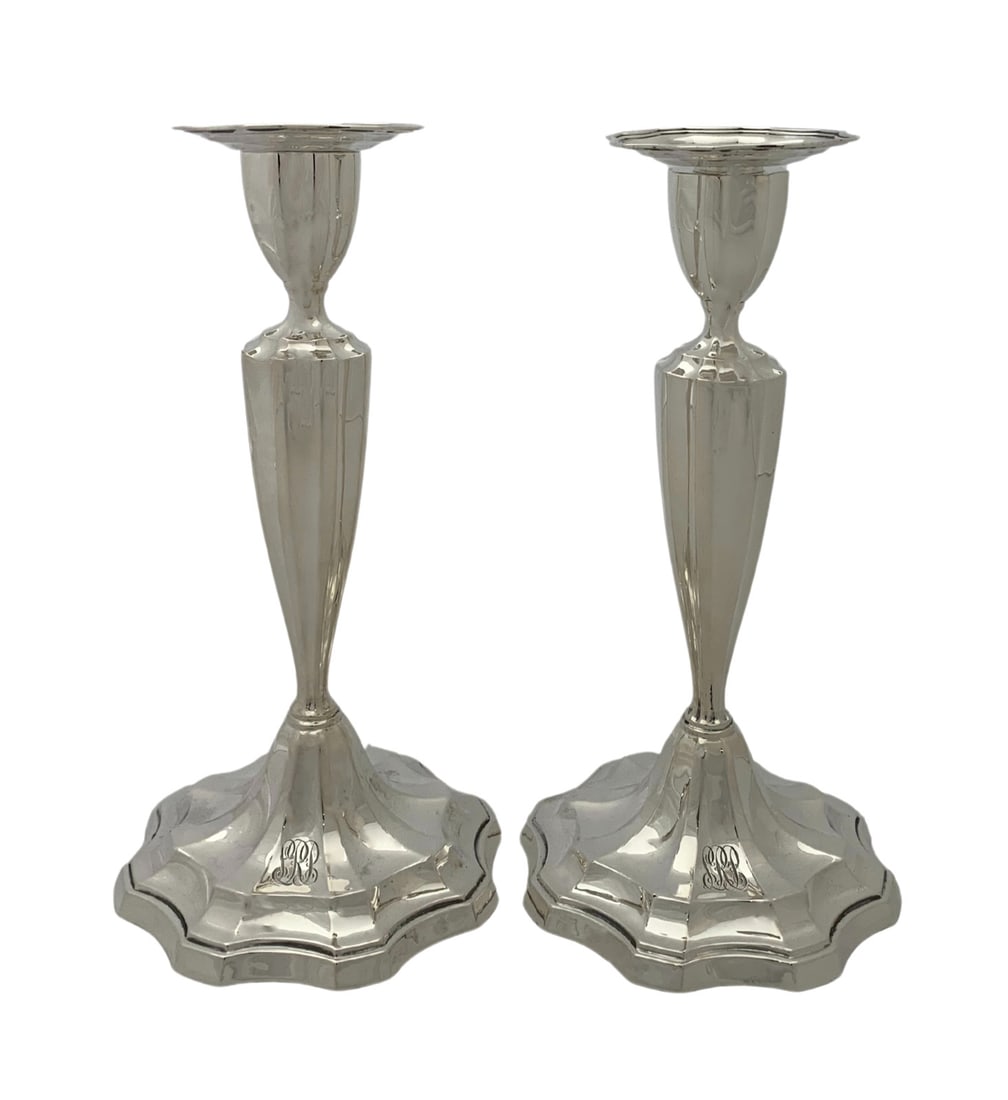 Antique 925 Sterling Silver Monogrammed Candlesticks 11.25 Inch: Antique 925 Sterling Silver Monogrammed Candlesticks 11.25 Inch Elevate your home decor with these exquisite antique 925 sterling silver candlesticks. These elegant candlesticks feature a handmade mon