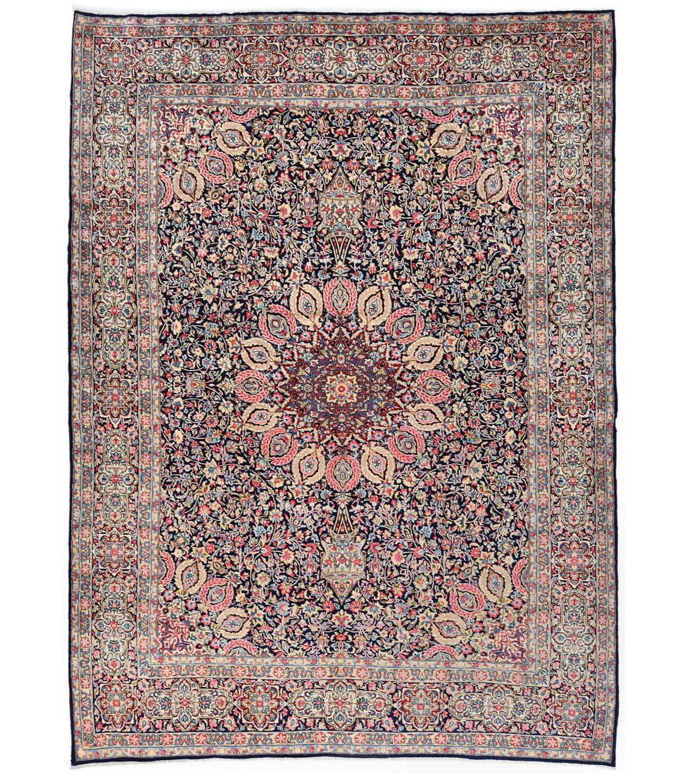 Handmade Vintage Oriental Rug 9'9 x 13'3 Floral Wool Classic Design: Handmade Vintage Oriental Rug 9'9 x 13'3 Floral Wool Classic Design Enhance your living space with this exquisite handmade vintage Oriental rug, featuring a classic medallion floral design. Crafted in