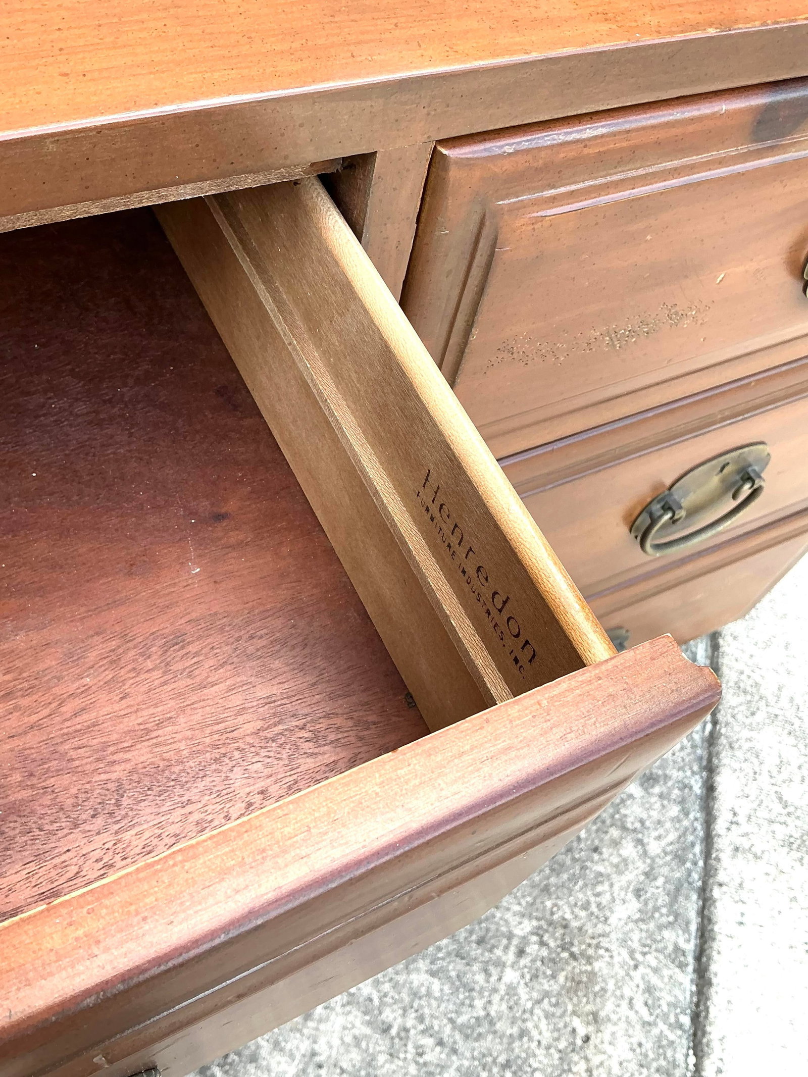 Henredon Pine Sideboard with Brass Batwing Pulls - 4