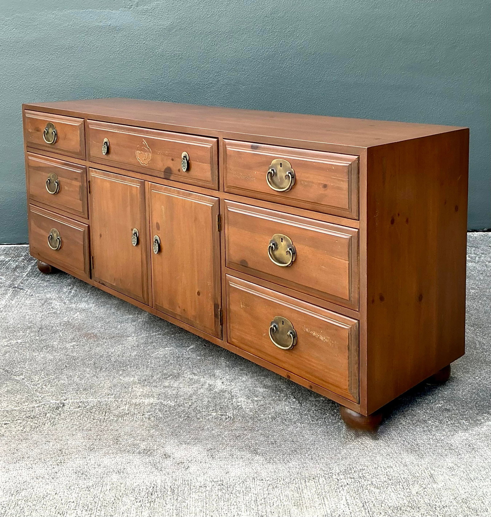 Henredon Pine Sideboard with Brass Batwing Pulls - 7