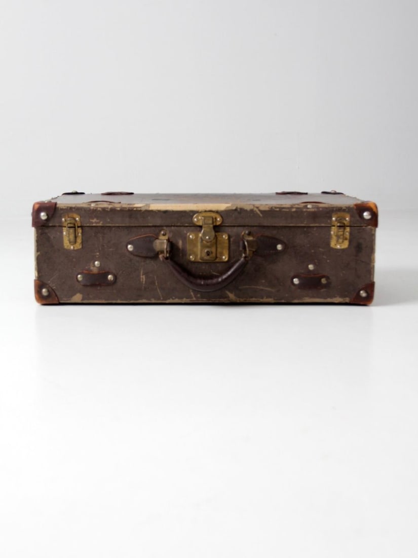 1930s Vintage Brown Hardboard Suitcase with Leather Corners (1 of 9)