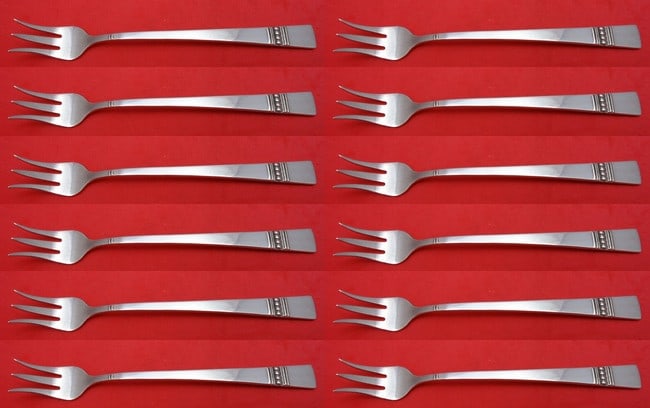 Reed and Barton Diadem Sterling Silver Cocktail Fork Set 12 Pieces (1 of 3)