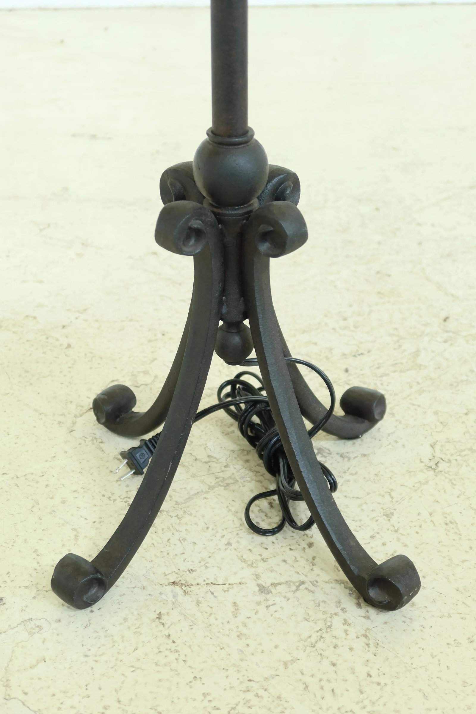 Rustic Iron 2 Arm Floor Lamp with Scroll Work - 5