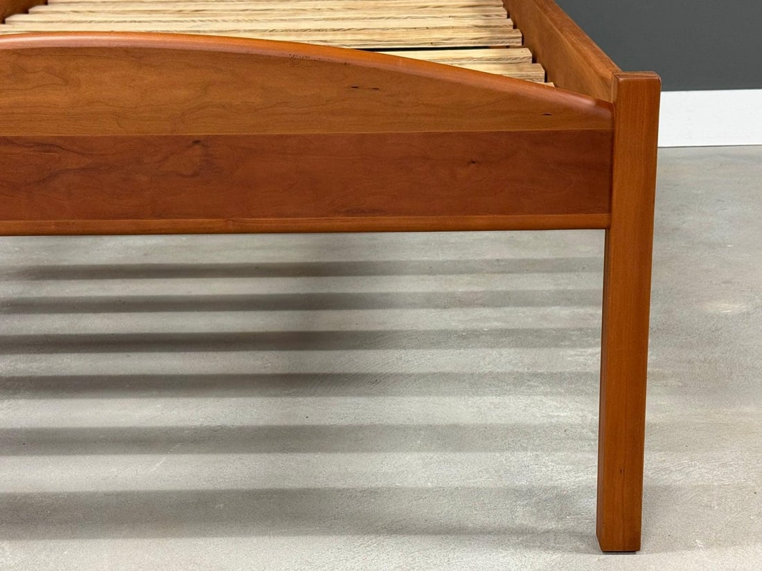 Pompanoosuc Mills Solid Cherry Twin Bed Modern Design - 6