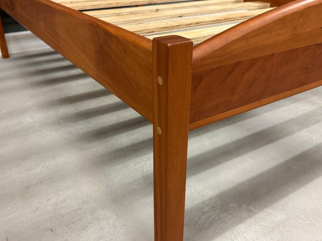 Pompanoosuc Mills Solid Cherry Twin Bed Modern Design - 8