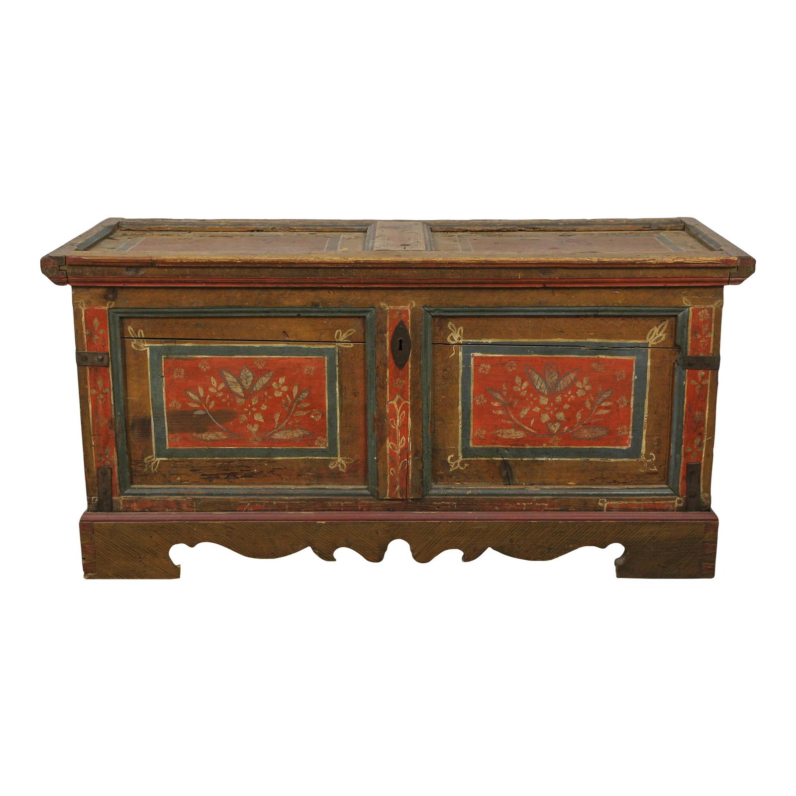 Antique Pennsylvania Dutch 200 Year Old Blanket Chest with Studded Hardware: Antique Pennsylvania Dutch 200 Year Old Blanket Chest with Studded Hardware This Antique Pennsylvania Dutch Paint Decorated Blanket Chest is a stunning piece with a rich history, approximately 200 yea