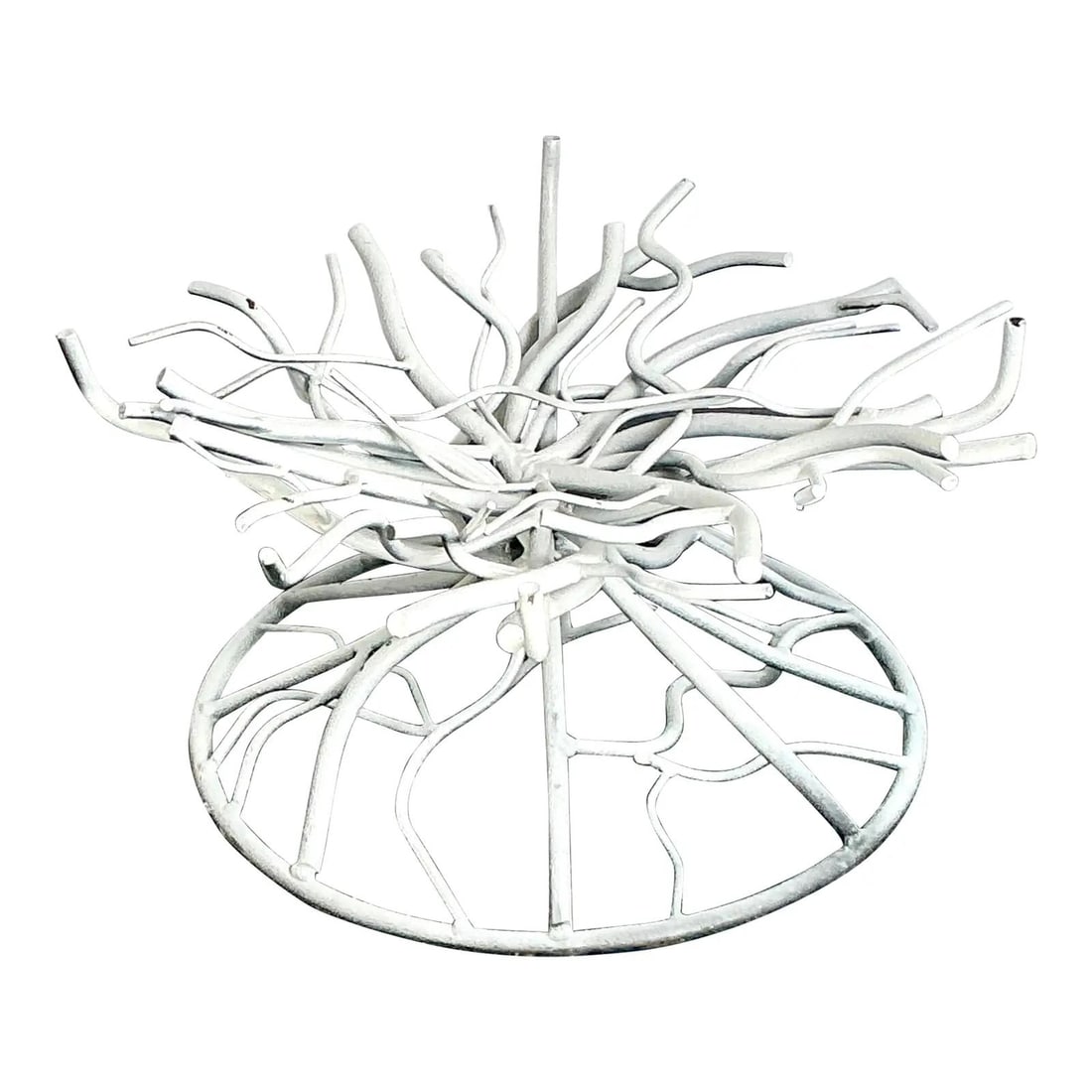 White Wrought Iron Coral Motif Coffee Table Base 31x31x15.5 Vintage Boho Decor: White Wrought Iron Coral Motif Coffee Table Base 31x31x15.5 Vintage Boho Decor This vintage pedestal table base features a sculptural design crafted from white wrought iron, inspired by the organic fo