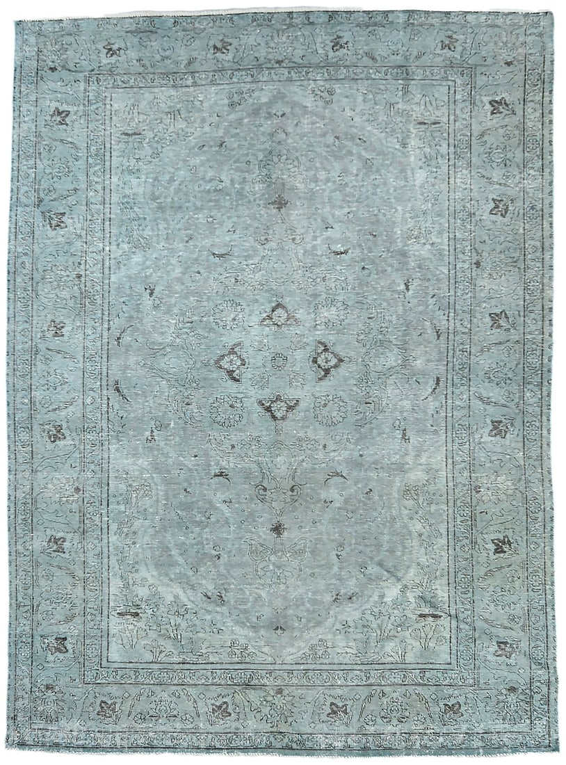 Handmade 6'5 x 9'1 Vintage Floral Wool Area Rug: Handmade 6'5 x 9'1 Vintage Floral Wool Area Rug Elevate your space with this stunning 6'5" x 9'1" handmade antique Oriental rug featuring a distressed vintage floral pattern. Crafted with care, this a