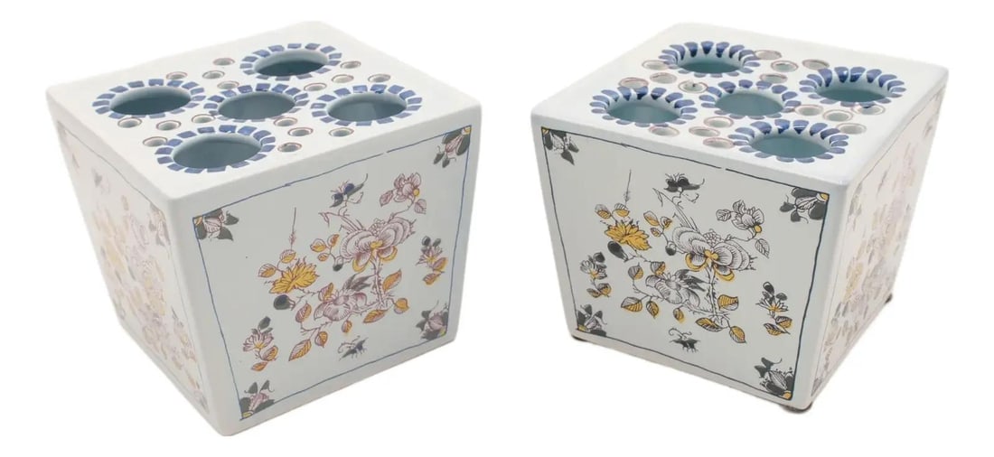 Royal Delft Colonial Williamsburg C-5 Flower Brick Planters Pair (1 of 10)