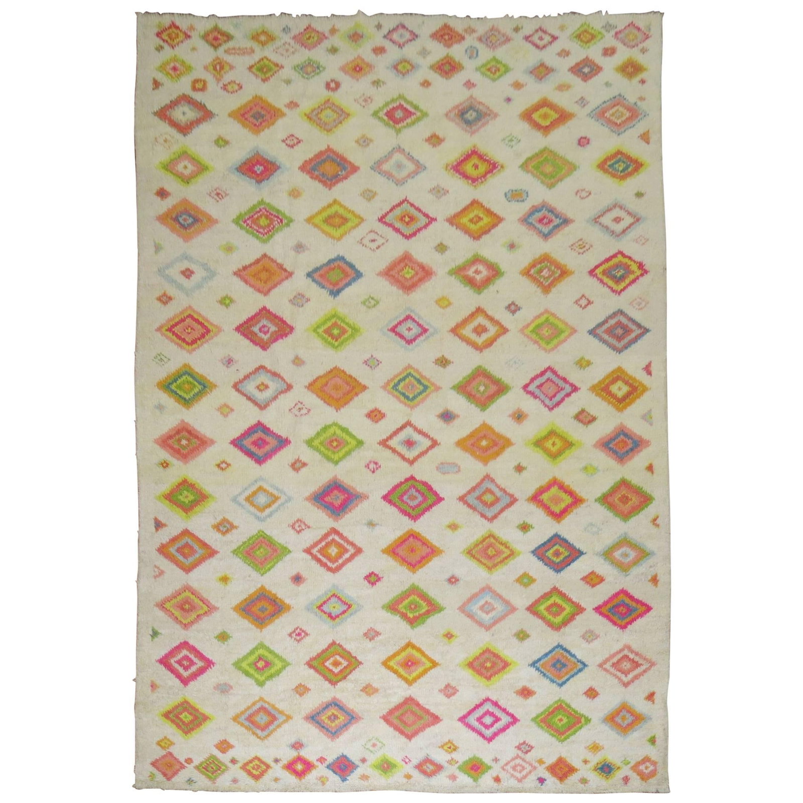 Hand Knotted Turkish Tulu Wool Bohemian Rug: Hand Knotted Turkish Tulu Wool Bohemian Rug This is a handmade, one-of-a-kind Turkish Tulu rug featuring vibrant, cheerful colors and a distinctive Bohemian style. Crafted using hand-knotted wool, thi