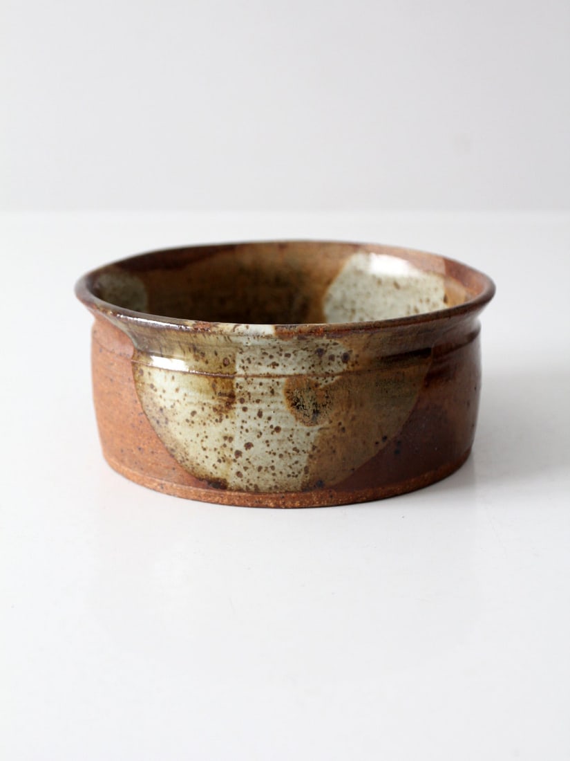 Artisanal Vintage Studio Pottery Bowl 6.75" Diameter (1 of 10)