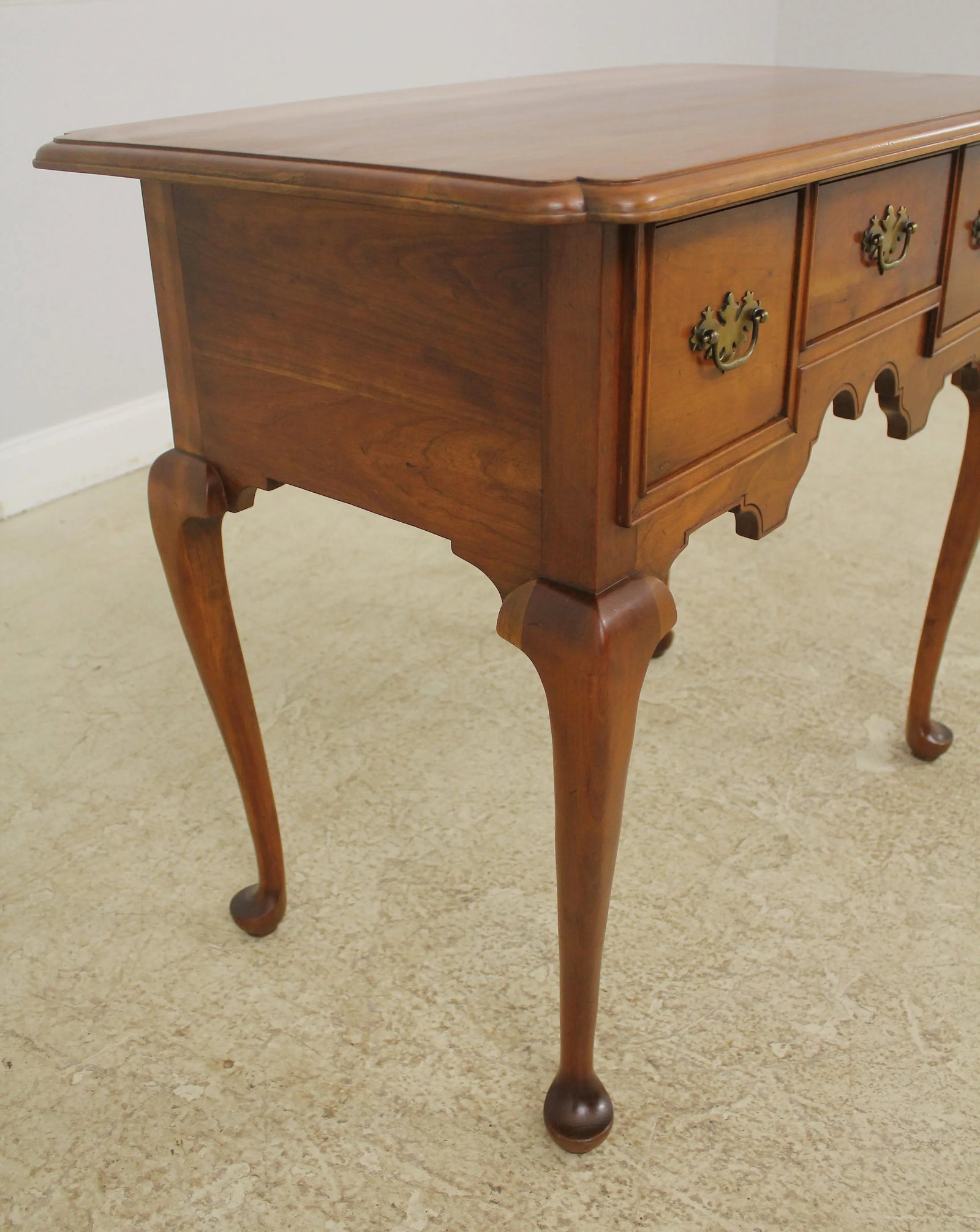 Stickley Queen Anne Solid Cherry Lowboy Dressing Table with Brass Hardware - 5