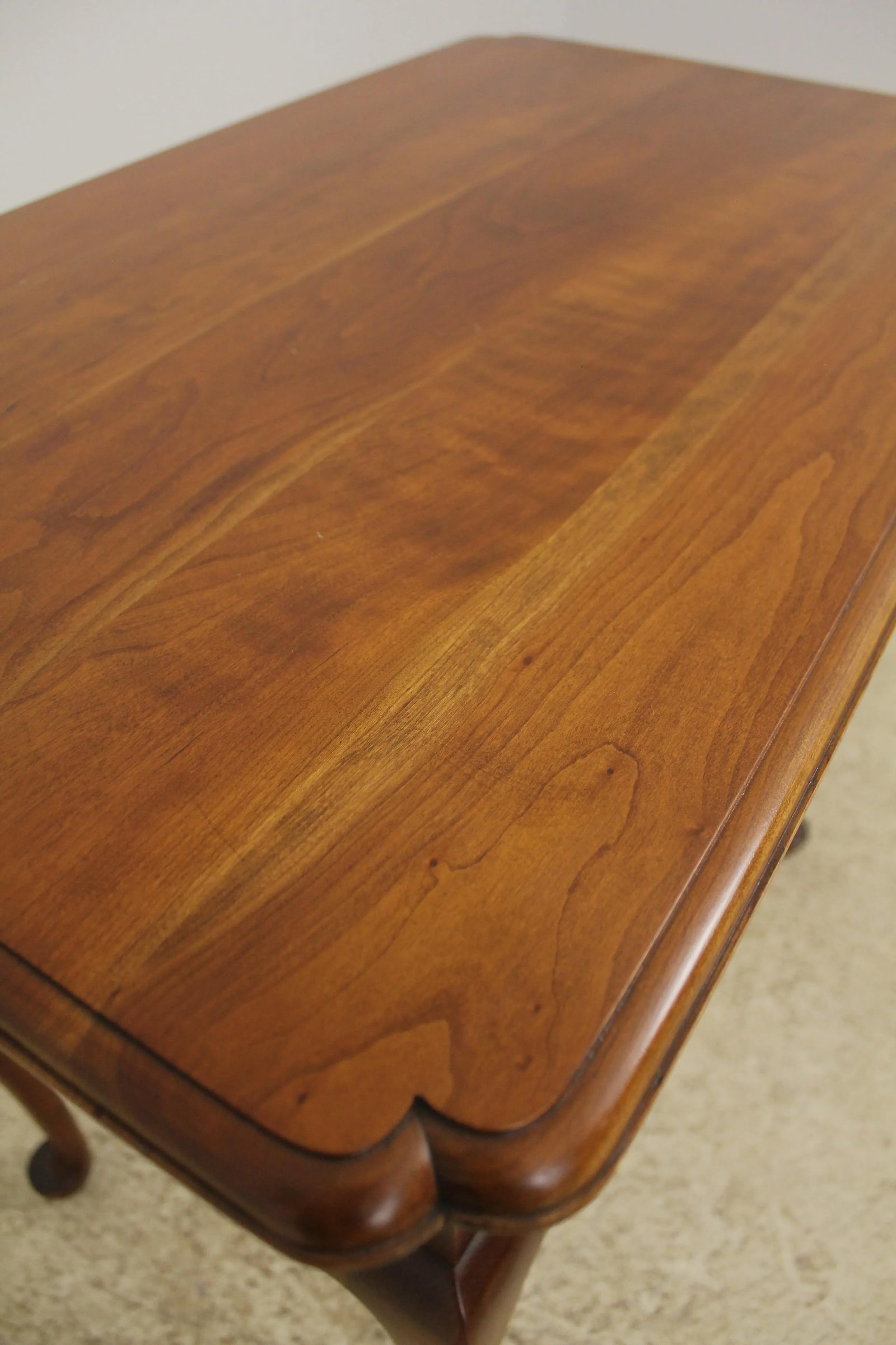 Stickley Queen Anne Solid Cherry Lowboy Dressing Table with Brass Hardware - 7