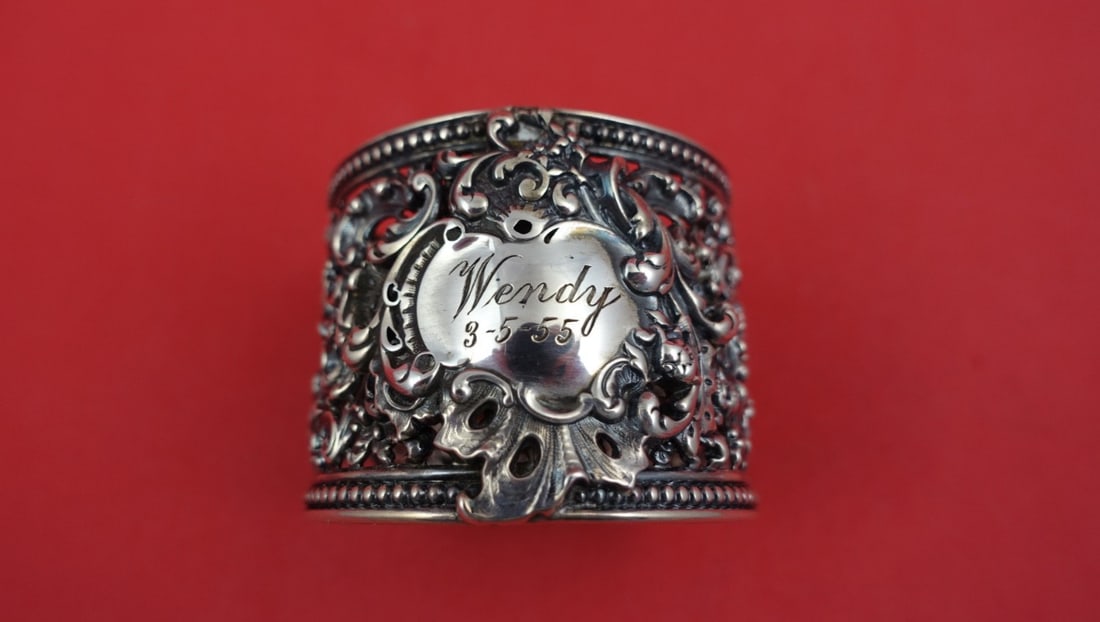 Sterling Silver Napkin Ring With Daisies Motif By Shiebler 1.75 x 2 Inch (1 of 2)