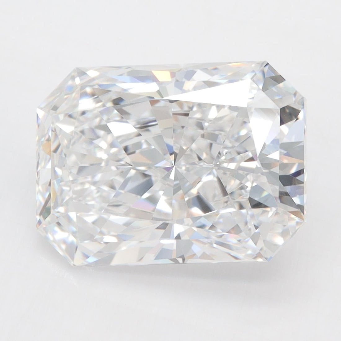 Loose Diamond - RADIANT 6.02ct E VVS1: Loose Diamond - RADIANT 6.02ct E VVS1 Source: This is a real non-mined Diamond that has been grown in a lab Shape: RADIANT Carats: 6.02 Color: E Clarity: VVS1 Certification: GIA Video: Video Link