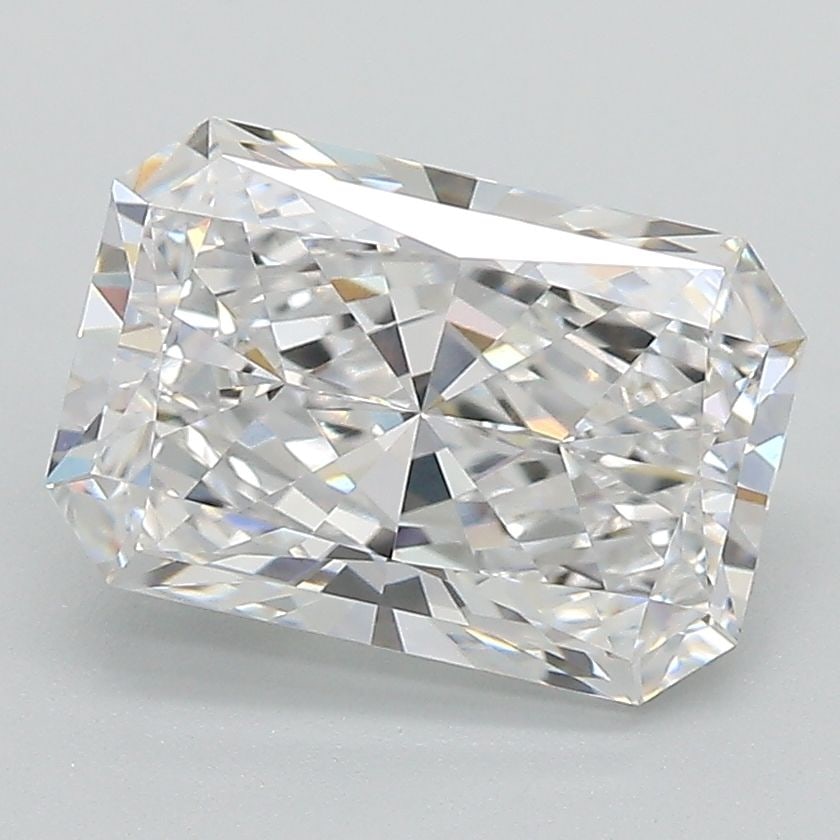 Loose Diamond - RADIANT 2.57ct D VVS2: Loose Diamond - RADIANT 2.57ct D VVS2 Source: This is a real non-mined Diamond that has been grown in a lab Shape: RADIANT Carats: 2.57 Color: D Clarity: VVS2 Certification: GIA Video: