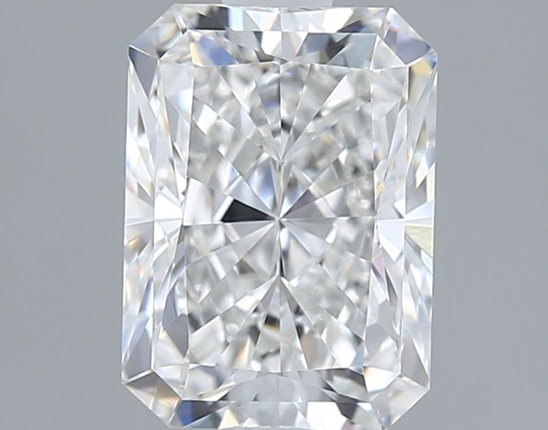 Loose Diamond - RADIANT 1.58ct E VVS2: Loose Diamond - RADIANT 1.58ct E VVS2 Source: This is a real non-mined Diamond that has been grown in a lab Shape: RADIANT Carats: 1.58 Color: E Clarity: VVS2 Certification: IGI Video: Video Link