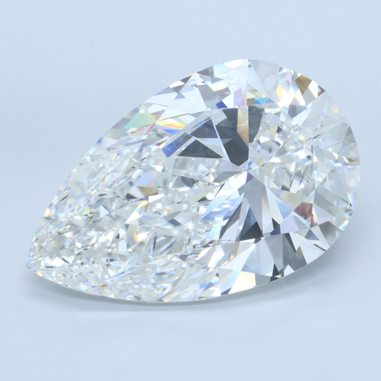 Loose Diamond - PEAR 15.02ct E VVS2: Loose Diamond - PEAR 15.02ct E VVS2 Source: This is a real non-mined Diamond that has been grown in a lab Shape: PEAR Carats: 15.02 Color: E Clarity: VVS2 Certification: IGI Video: