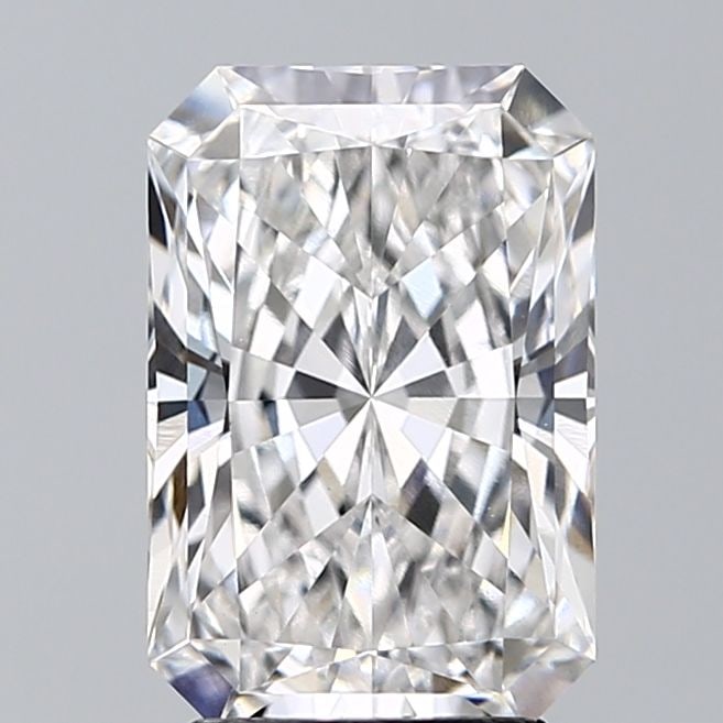 Loose Diamond - RADIANT 3.06ct E VVS2: Loose Diamond - RADIANT 3.06ct E VVS2 Source: This is a real non-mined Diamond that has been grown in a lab Shape: RADIANT Carats: 3.06 Color: E Clarity: VVS2 Certification: IGI Video: Video Link