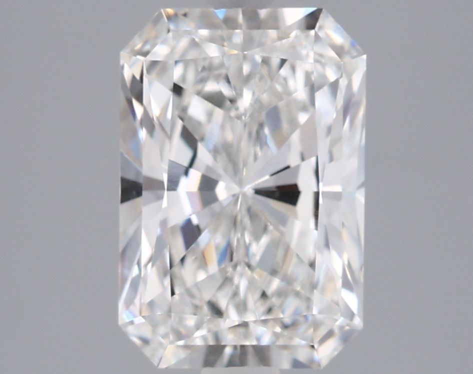 Loose Diamond - RADIANT 2.59ct F VVS2: Loose Diamond - RADIANT 2.59ct F VVS2 Source: This is a real non-mined Diamond that has been grown in a lab Shape: RADIANT Carats: 2.59 Color: F Clarity: VVS2 Certification: IGI Video: