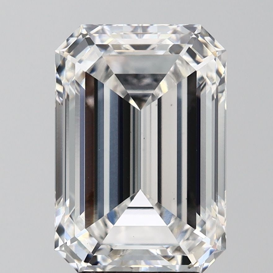 Loose Diamond - EMERALD 5.07ct F VS1: Loose Diamond - EMERALD 5.07ct F VS1 Source: This is a real non-mined Diamond that has been grown in a lab Shape: EMERALD Carats: 5.07 Color: F Clarity: VS1 Certification: IGI Video: