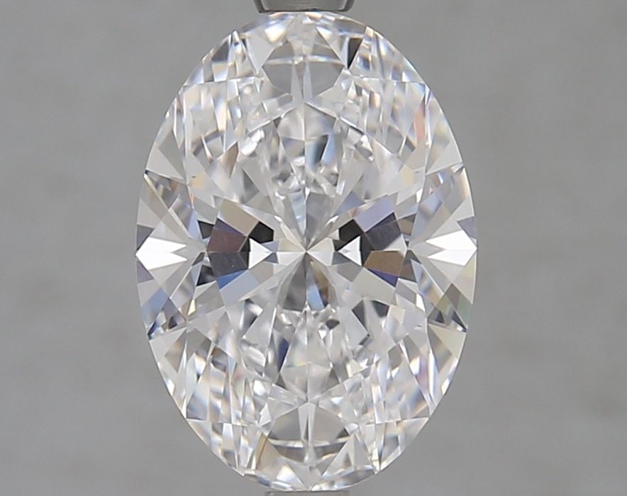 Loose Diamond - OVAL 2.72ct D VVS2: Loose Diamond - OVAL 2.72ct D VVS2 Source: This is a real non-mined Diamond that has been grown in a lab Shape: OVAL Carats: 2.72 Color: D Clarity: VVS2 Certification: GIA Video: