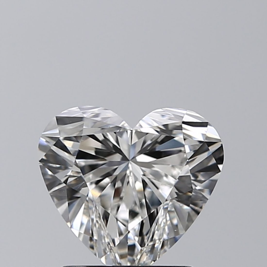 Loose Diamond - HEART 1.42ct G VS1: Loose Diamond - HEART 1.42ct G VS1 Source: This is a real non-mined Diamond that has been grown in a lab Shape: HEART Carats: 1.42 Color: G Clarity: VS1 Certification: IGI Video: