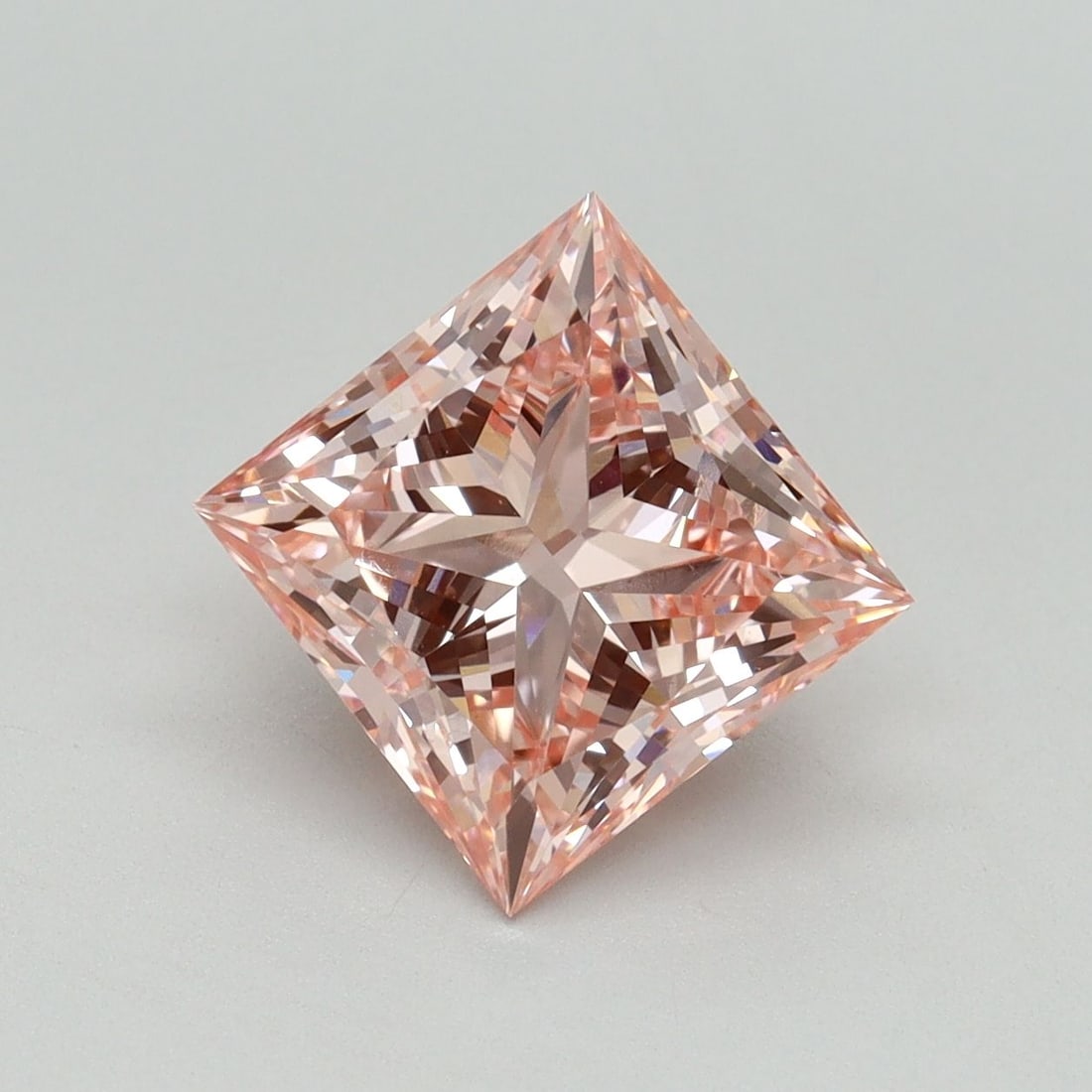 Loose Diamond - PRINCESS 3.0ct Fancy Vivid Pink VS1: Loose Diamond - PRINCESS 3.0ct Fancy Vivid Pink VS1 Source: This is a real non-mined Diamond that has been grown in a lab Shape: PRINCESS Carats: 3.0 Color: Fancy Vivid Pink Certification: IGI Video: