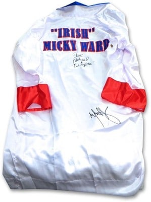 JSA authenticated boxing robe signed by Mark Wahlberg and Micky Ward: JSA authenticated boxing robe signed by Mark Wahlberg and Micky Ward This pre-owned boxing robe is autographed by both Mark Wahlberg and Micky Ward, commemorating their connection to the film "The Fig