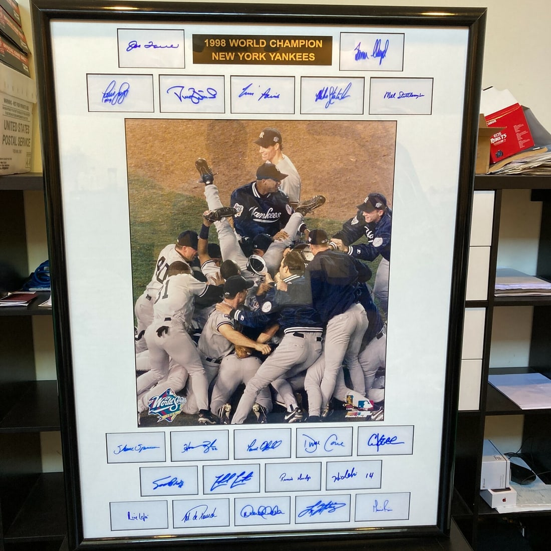 1998 New York Yankees Team Signed Display with Derek Jeter JSA Authenticated (1 of 12)