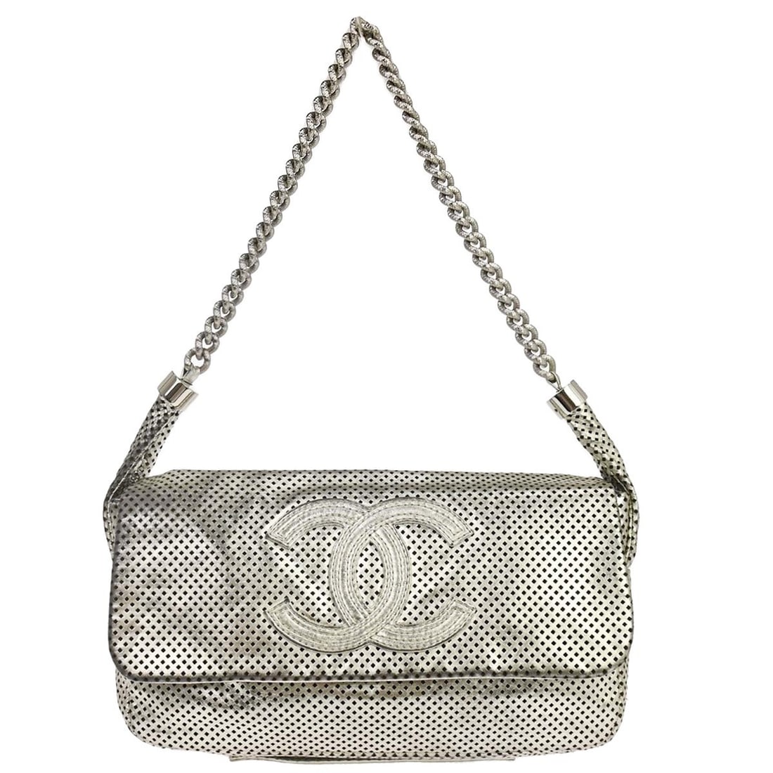 Chanel Quilted Leather Chain Flap Bag Silver: Chanel Quilted Leather Chain Flap Bag Silver This Chanel Chain Flap Bag features a classic quilted leather design in a striking silver color. Crafted in Italy, it offers an elegant silhouette and is e