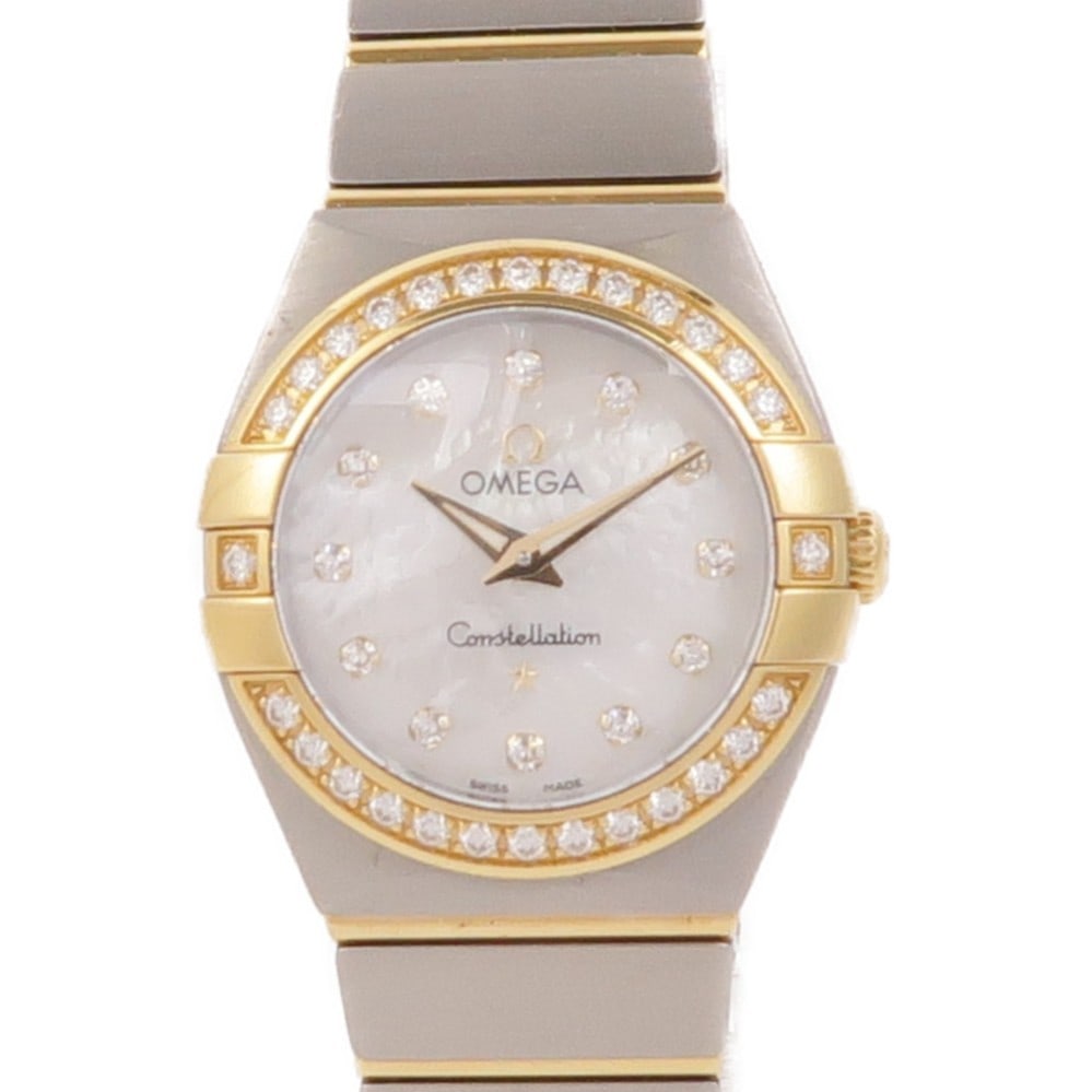 Omega Constellation Women Quartz Stainless Steel Wristwatch: Omega Constellation Women Quartz Stainless Steel Wristwatch This OMEGA Constellation wristwatch for women features a stainless steel case and band, offering durability and classic style. The watch is 