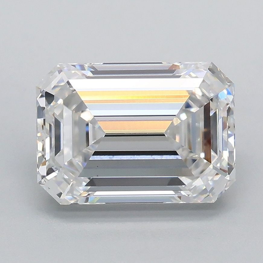 Loose Diamond - EMERALD 2.07ct E VS1: Loose Diamond - EMERALD 2.07ct E VS1 Source: This is a real non-mined Diamond that has been grown in a lab Shape: EMERALD Carats: 2.07 Color: E Clarity: VS1 Certification: IGI Video: