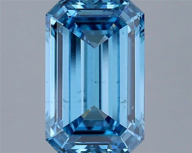 Loose Diamond - EMERALD 3.04ct Fancy Vivid Blue VS1: Loose Diamond - EMERALD 3.04ct Fancy Vivid Blue VS1 Source: This is a real non-mined Diamond that has been grown in a lab Shape: EMERALD Carats: 3.04 Color: Fancy Vivid Blue Certification: IGI Video: