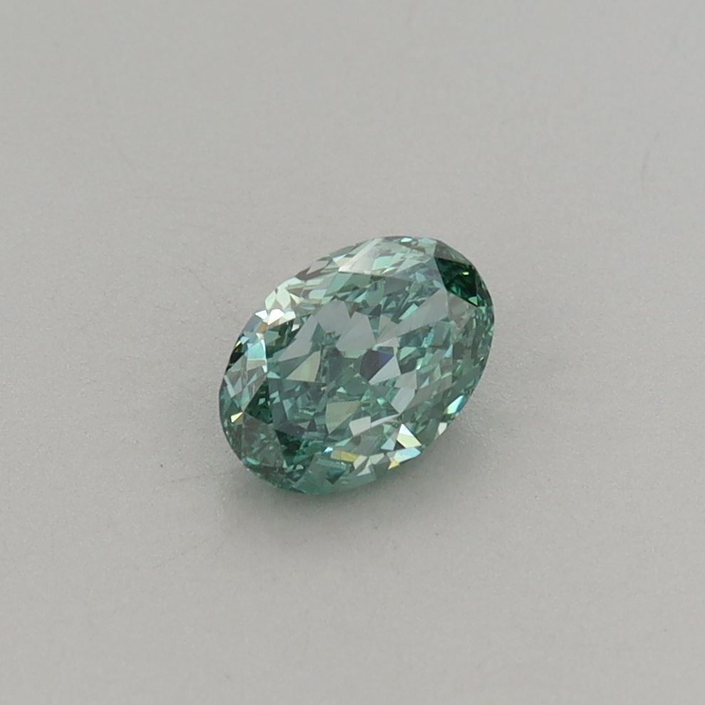 Loose Diamond - OVAL 0.54ct Fancy Vivid Green VS2: Loose Diamond - OVAL 0.54ct Fancy Vivid Green VS2 Source: This is a real non-mined Diamond that has been grown in a lab Shape: OVAL Carats: 0.54 Color: Fancy Vivid Green Certification: IGI Video: