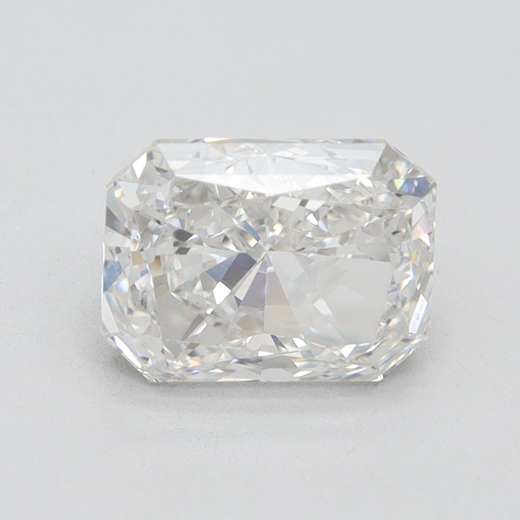 Loose Diamond - RADIANT 2.51ct G VS1: Loose Diamond - RADIANT 2.51ct G VS1 Source: This is a real non-mined Diamond that has been grown in a lab Shape: RADIANT Carats: 2.51 Color: G Clarity: VS1 Certification: IGI Video: Video Link