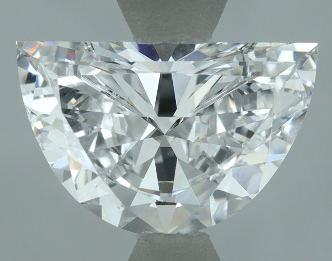 Loose Diamond - HALF MOON 1.09ct D VS1: Loose Diamond - HALF MOON 1.09ct D VS1 Source: This is a real non-mined Diamond that has been grown in a lab Shape: HALF MOON Carats: 1.09 Color: D Clarity: VS1 Certification: IGI Video: Video Link