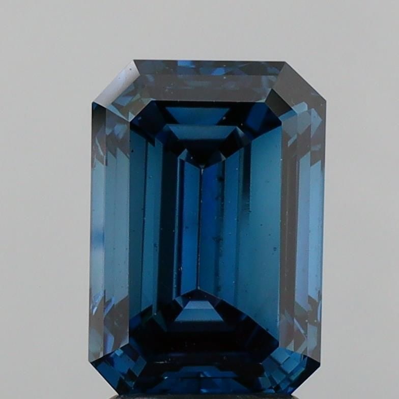 Loose Diamond - EMERALD 3.08ct Fancy Deep Blue VS2: Loose Diamond - EMERALD 3.08ct Fancy Deep Blue VS2 Source: This is a real non-mined Diamond that has been grown in a lab Shape: EMERALD Carats: 3.08 Color: Fancy Deep Blue Certification: IGI Video: