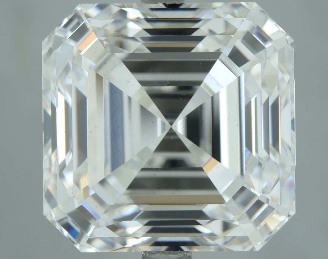 Loose Diamond - ASSCHER 10.08ct F VS2 (1 of 1)