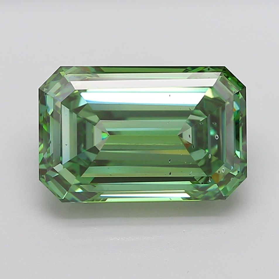 Loose Diamond - EMERALD 11.05ct Fancy Vivid Green SI1: Loose Diamond - EMERALD 11.05ct Fancy Vivid Green SI1 Source: This is a real non-mined Diamond that has been grown in a lab Shape: EMERALD Carats: 11.05 Color: Fancy Vivid Green Certification: IGI