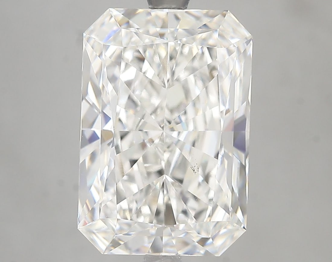 Loose Diamond - RADIANT 7.09ct F VVS2: Loose Diamond - RADIANT 7.09ct F VVS2 Source: This is a real non-mined Diamond that has been grown in a lab Shape: RADIANT Carats: 7.09 Color: F Clarity: VVS2 Certification: IGI Video: Video Link