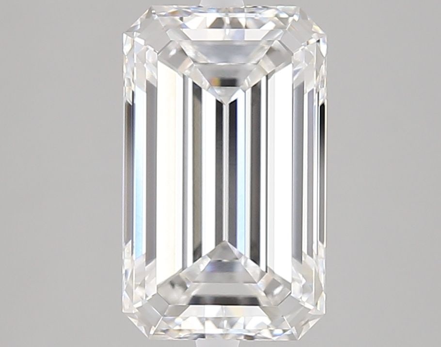 Loose Diamond - EMERALD 3.04ct E VVS1: Loose Diamond - EMERALD 3.04ct E VVS1 Source: This is a real non-mined Diamond that has been grown in a lab Shape: EMERALD Carats: 3.04 Color: E Clarity: VVS1 Certification: IGI Video: