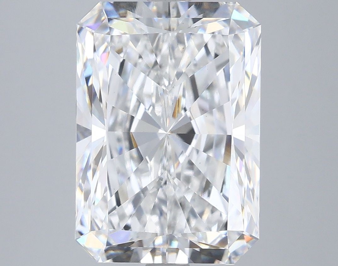 Loose Diamond - RADIANT 5.9ct E VVS2 (1 of 1)