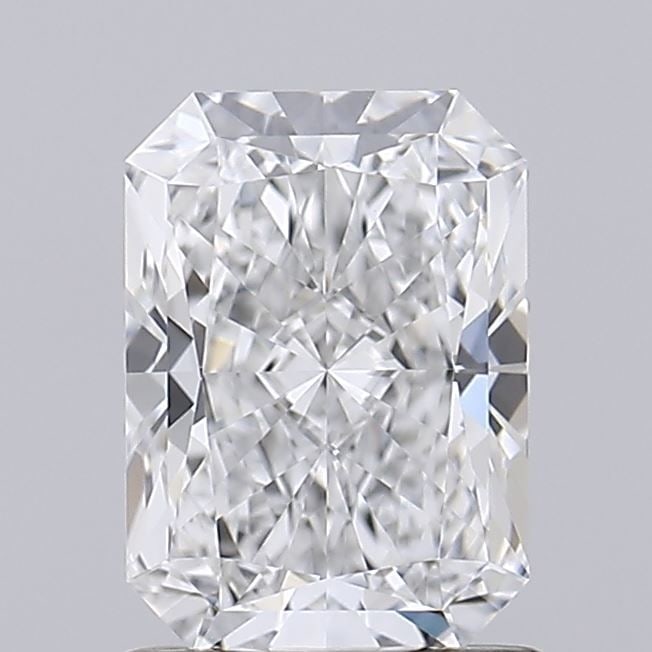 Loose Diamond - RADIANT 1.33ct E VVS2: Loose Diamond - RADIANT 1.33ct E VVS2 Source: This is a real non-mined Diamond that has been grown in a lab Shape: RADIANT Carats: 1.33 Color: E Clarity: VVS2 Certification: IGI Video: Video Link