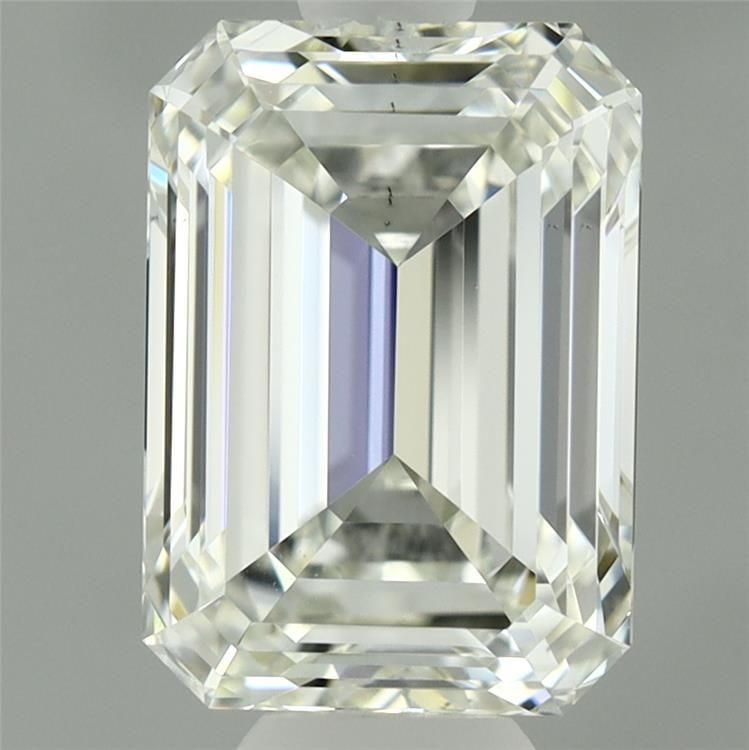 Loose Diamond - EMERALD 2.2ct G VS2: Loose Diamond - EMERALD 2.2ct G VS2 Source: This is a real non-mined Diamond that has been grown in a lab Shape: EMERALD Carats: 2.2 Color: G Clarity: VS2 Certification: IGI Video: