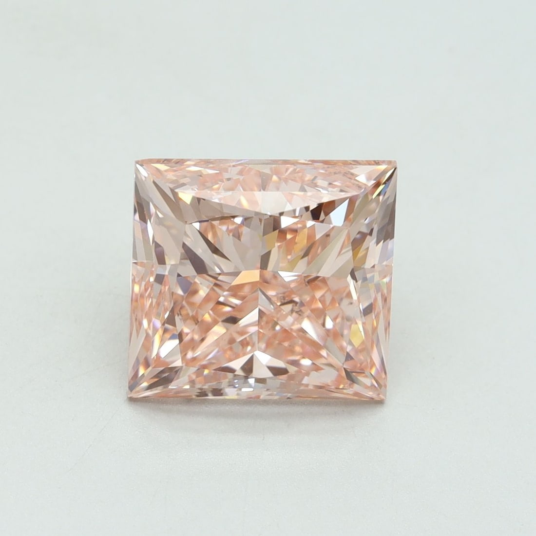 Loose Diamond - PRINCESS 5.01ct Fancy Vivid Pink VS1: Loose Diamond - PRINCESS 5.01ct Fancy Vivid Pink VS1 Source: This is a real non-mined Diamond that has been grown in a lab Shape: PRINCESS Carats: 5.01 Color: Fancy Vivid Pink Certification: IGI