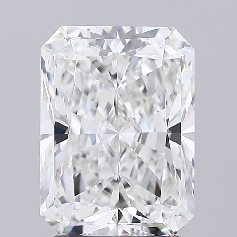 Loose Diamond - RADIANT 2.66ct E VVS1: Loose Diamond - RADIANT 2.66ct E VVS1 Source: This is a real non-mined Diamond that has been grown in a lab Shape: RADIANT Carats: 2.66 Color: E Clarity: VVS1 Certification: IGI Video: