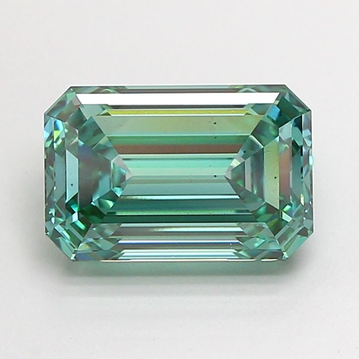 Loose Diamond - EMERALD 3.56ct Fancy Vivid Green VS2: Loose Diamond - EMERALD 3.56ct Fancy Vivid Green VS2 Source: This is a real non-mined Diamond that has been grown in a lab Shape: EMERALD Carats: 3.56 Color: Fancy Vivid Green Certification: IGI Video