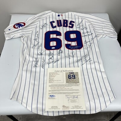 Majestic Chicago Cubs jersey with 21 signatures JSA COA (1 of 14)