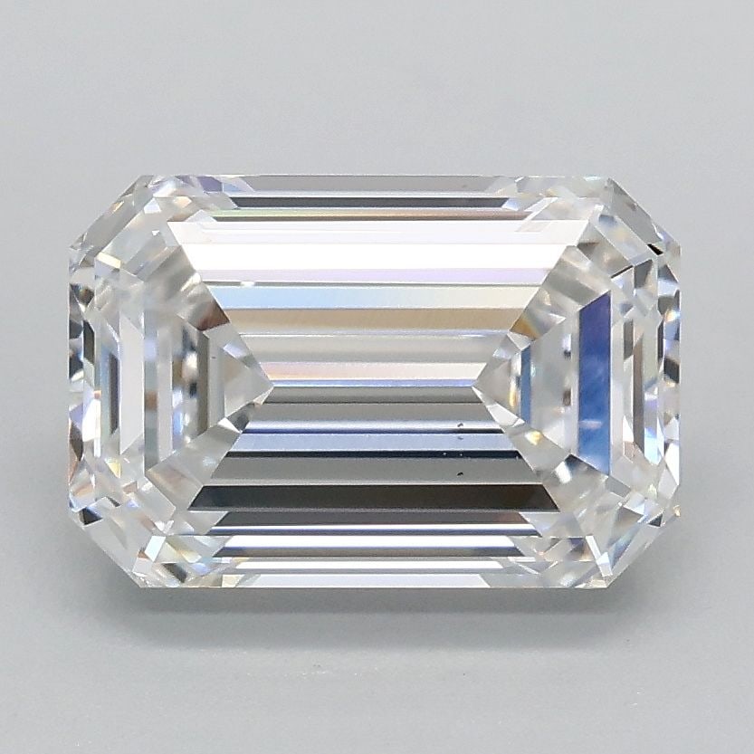 Loose Diamond - EMERALD 2.08ct E VS1: Loose Diamond - EMERALD 2.08ct E VS1 Source: This is a real non-mined Diamond that has been grown in a lab Shape: EMERALD Carats: 2.08 Color: E Clarity: VS1 Certification: IGI Video: